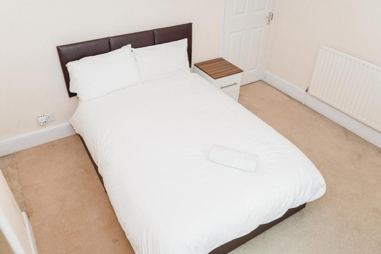 Stoke-on-Trent Hanley Park House 빌라 외부 사진