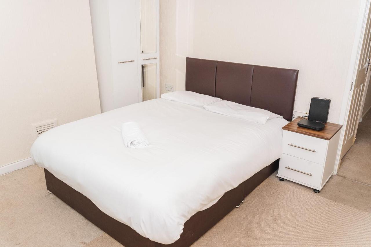 Stoke-on-Trent Hanley Park House 빌라 외부 사진